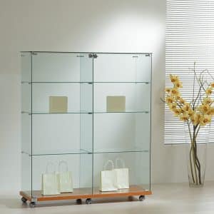 Lasivitriini "Laminato Light"
