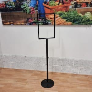 Sisäjulisteteline trumpettijalalla