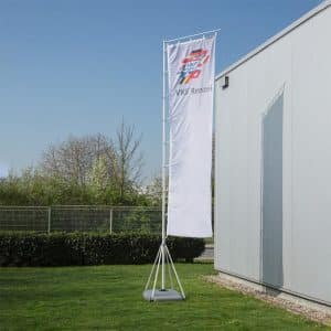 Mainoslippu täytettävällä jalustalla - Image 1